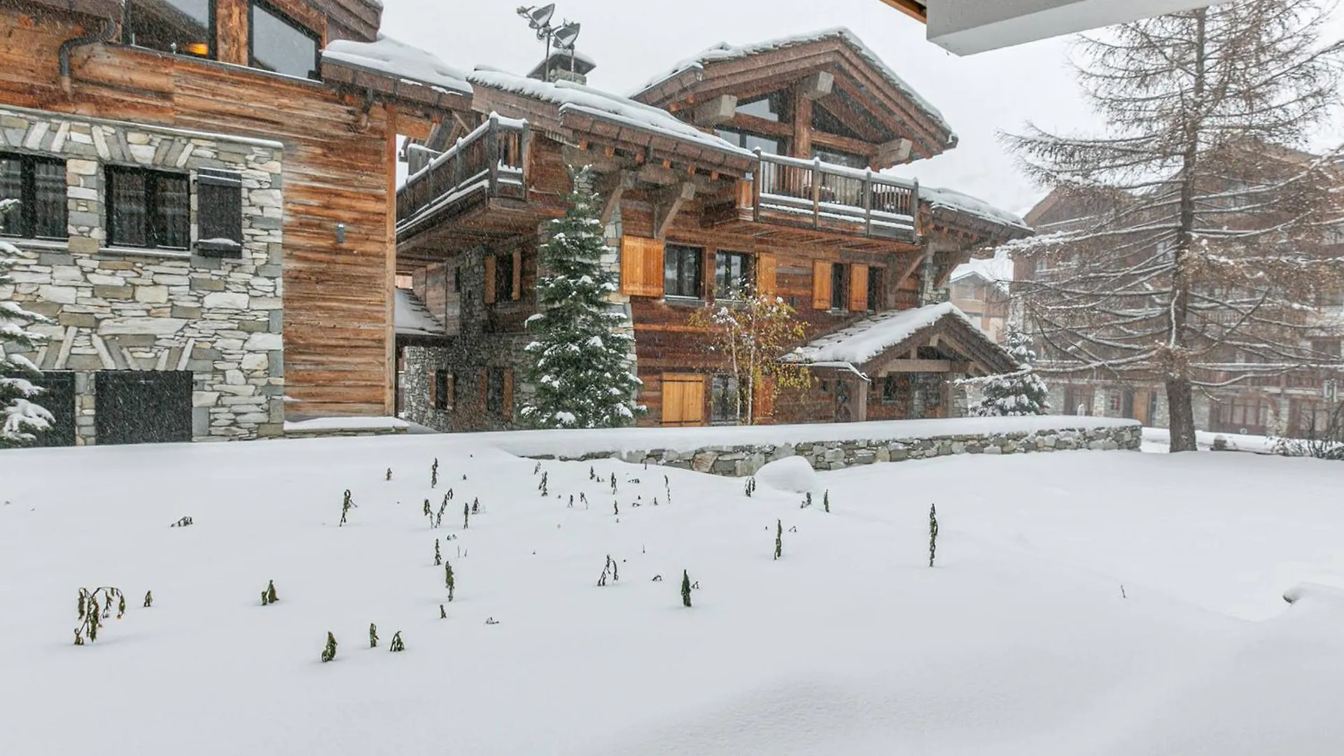 Apartment Duplex Elegant Avec Parking Et Wifi A Val-D'Isere - Fr-1-694-378