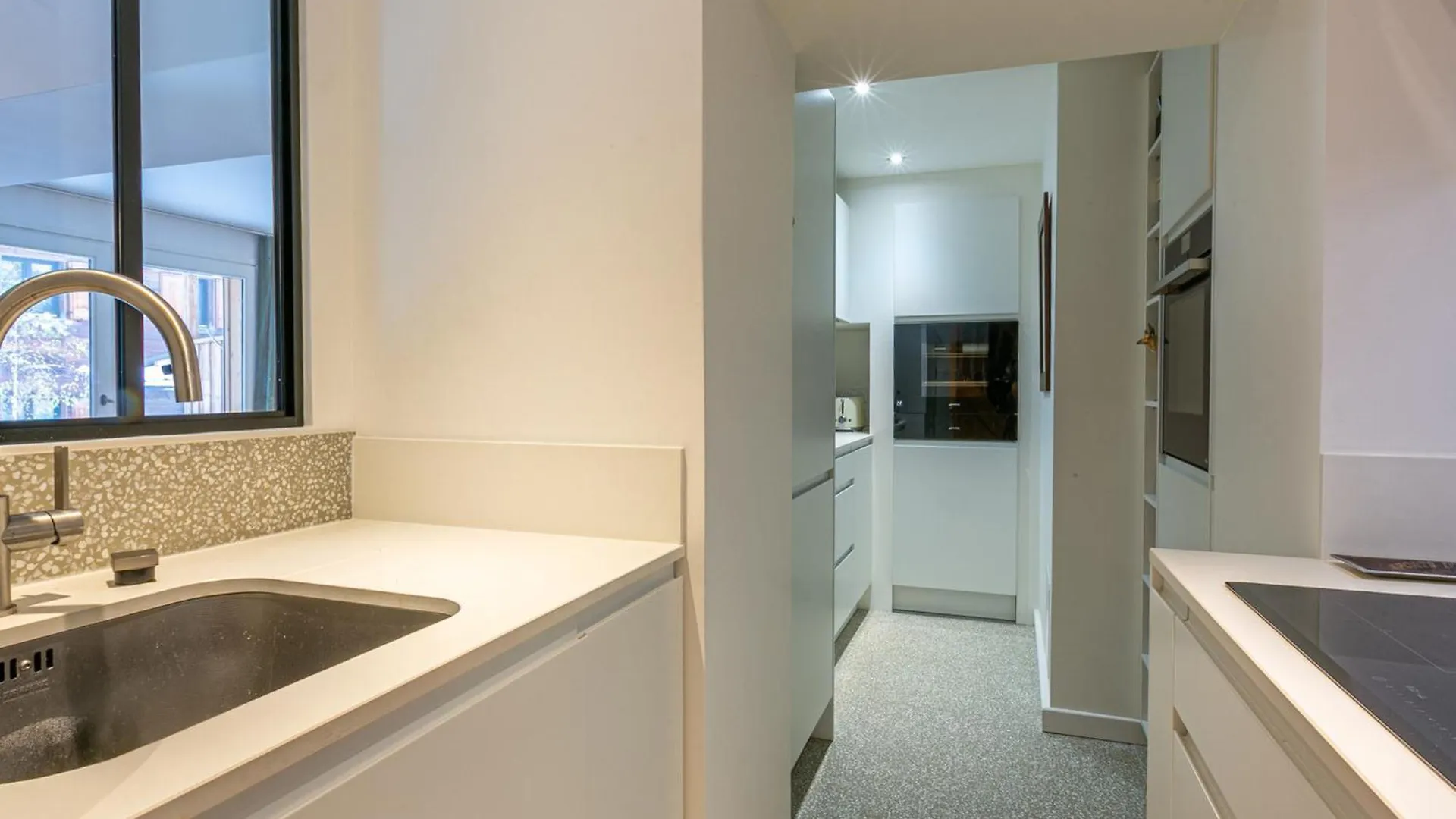 Duplex Elegant Avec Parking Et Wifi A Val-D'Isere - Fr-1-694-378 0*,  France