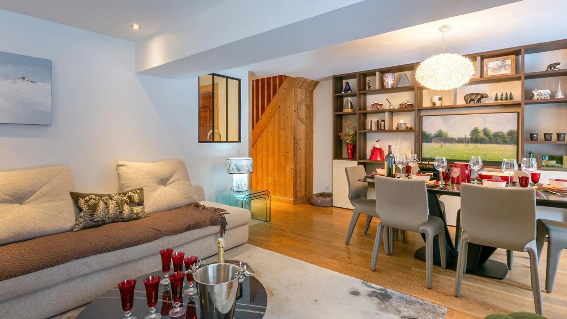 Duplex Elegant Avec Parking Et Wifi A Val-D\'Isere - Fr-1-694-378 contacts